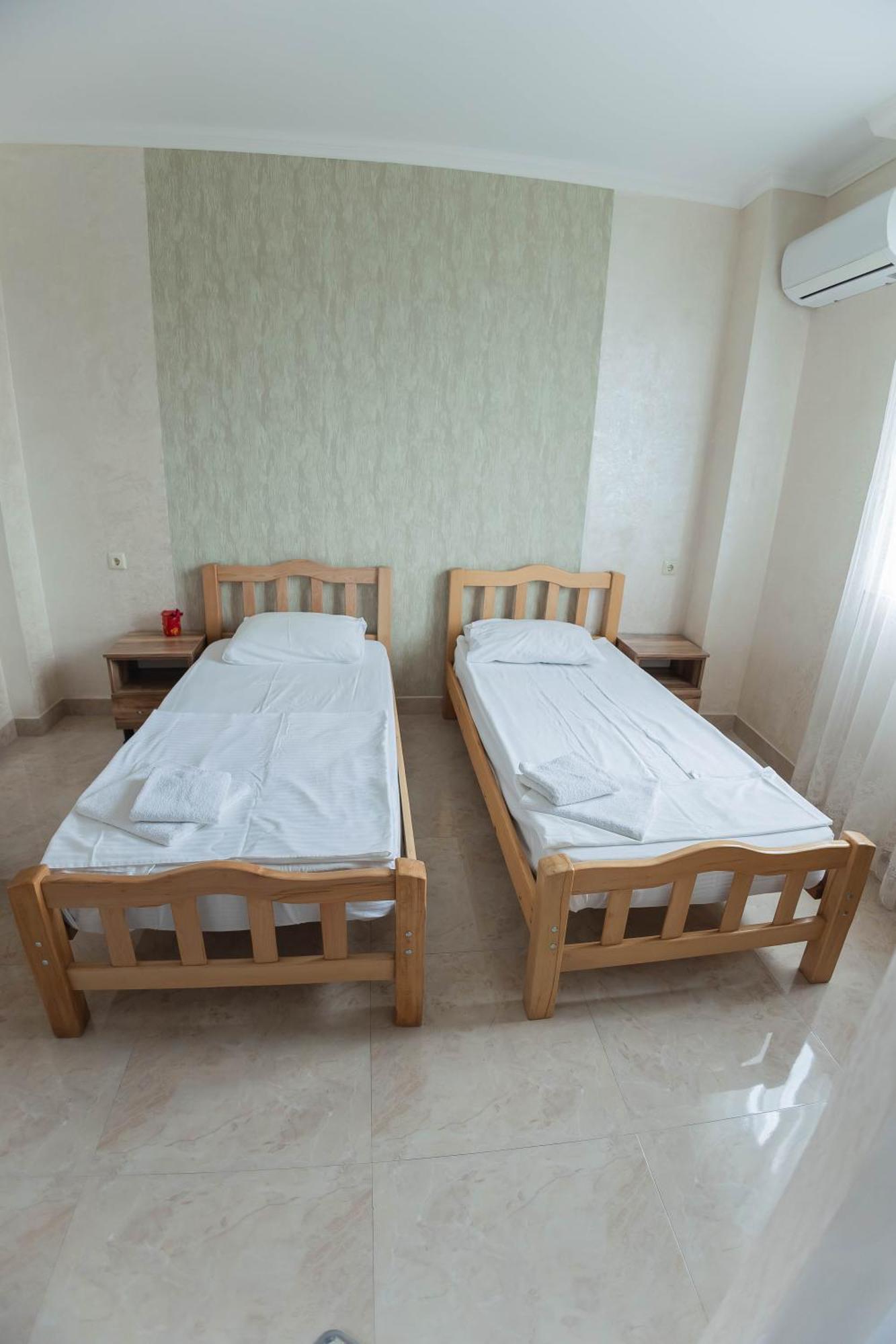 Guest House Ocean Force Batumi Exterior foto